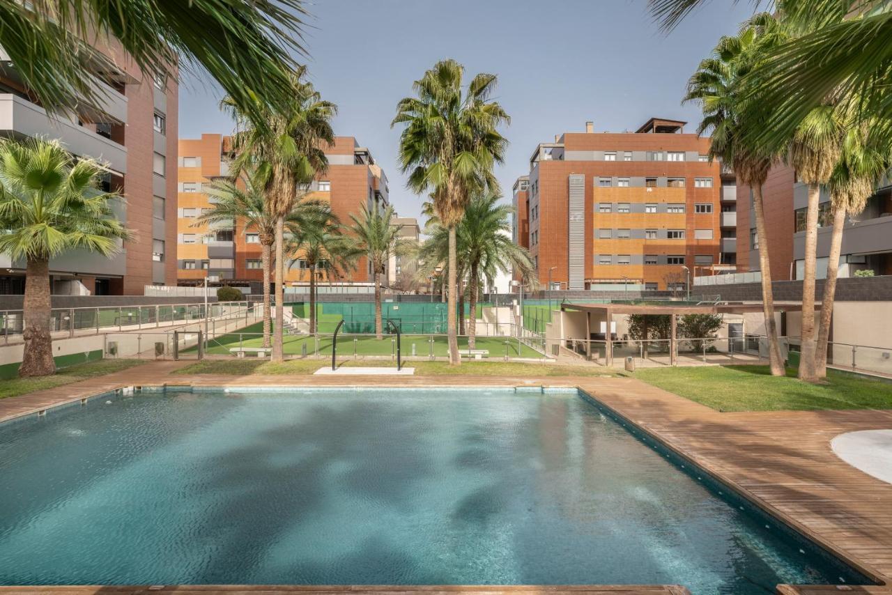 شقة Enjoygranada Emir 3A - Piscina, Gym & Parking المظهر الخارجي الصورة
