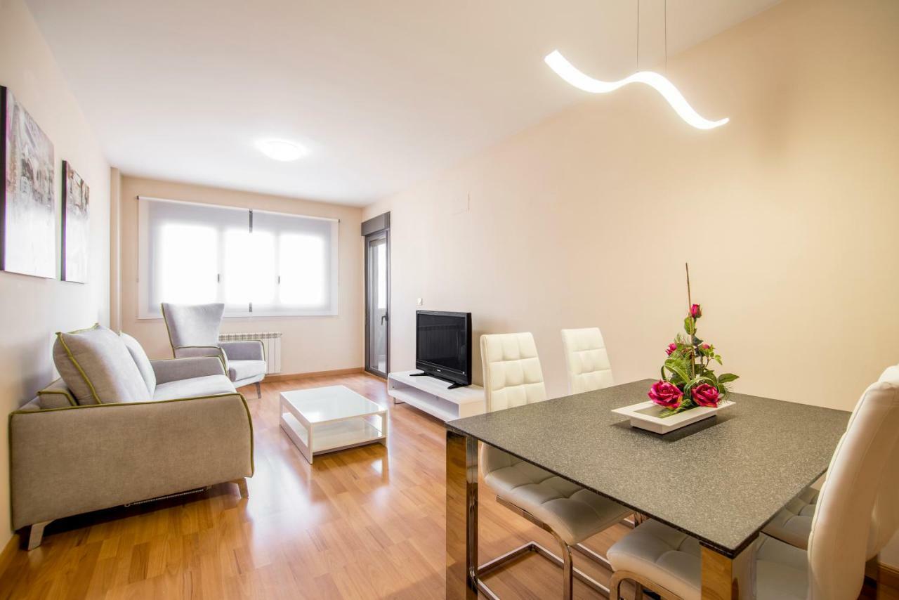 شقة Enjoygranada Emir 3A - Piscina, Gym & Parking المظهر الخارجي الصورة